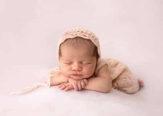 Top Rated Austin Newborn Photographer - Zesty Orange Photography by Olesya Redina
